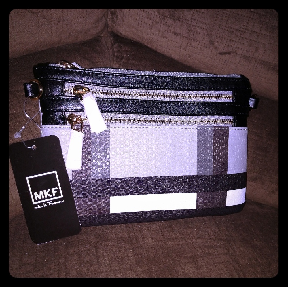 Wristlet